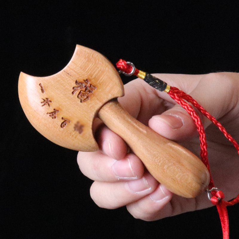 原色桃木斧子挂件摆件结婚斧头木雕搬家乔迁家居批发景区直播货源
