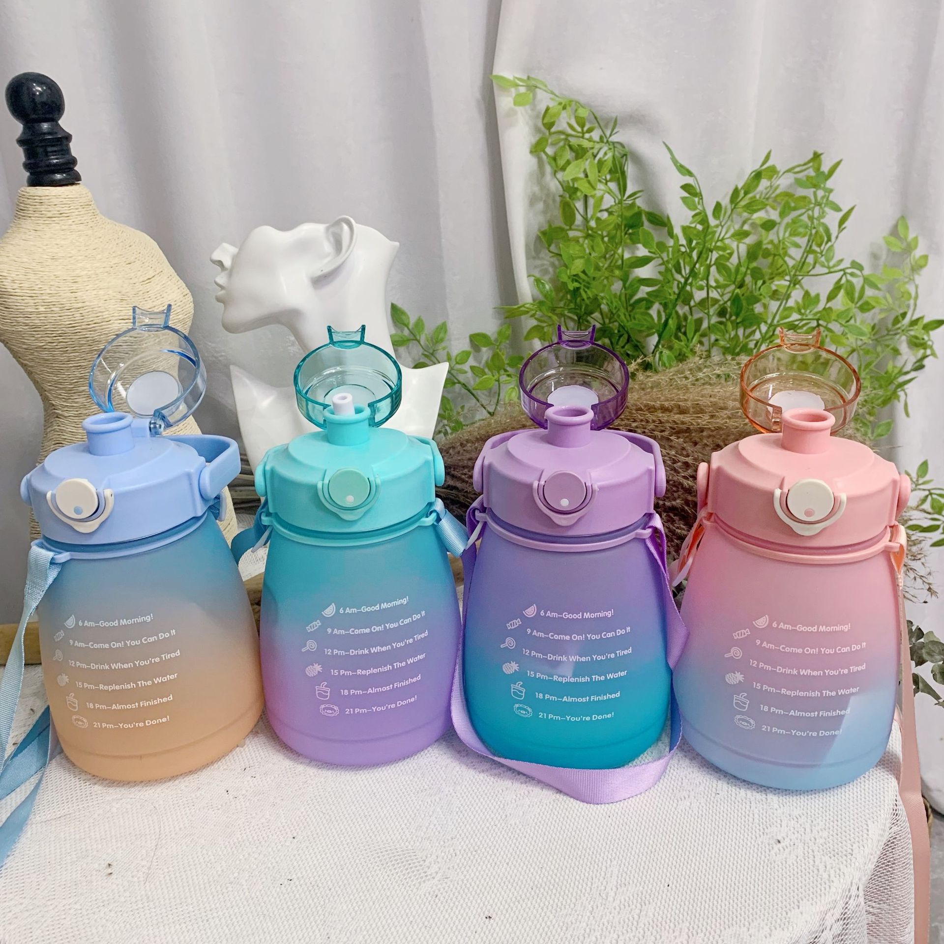 大容量双层渐变色网红大肚杯大可爱贴纸塑料斜挎运动便携吸管杯