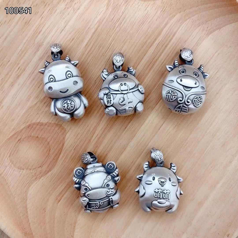足银2021年牛宝宝吊坠 复古生肖项坠本命牛银饰品礼物直播热款