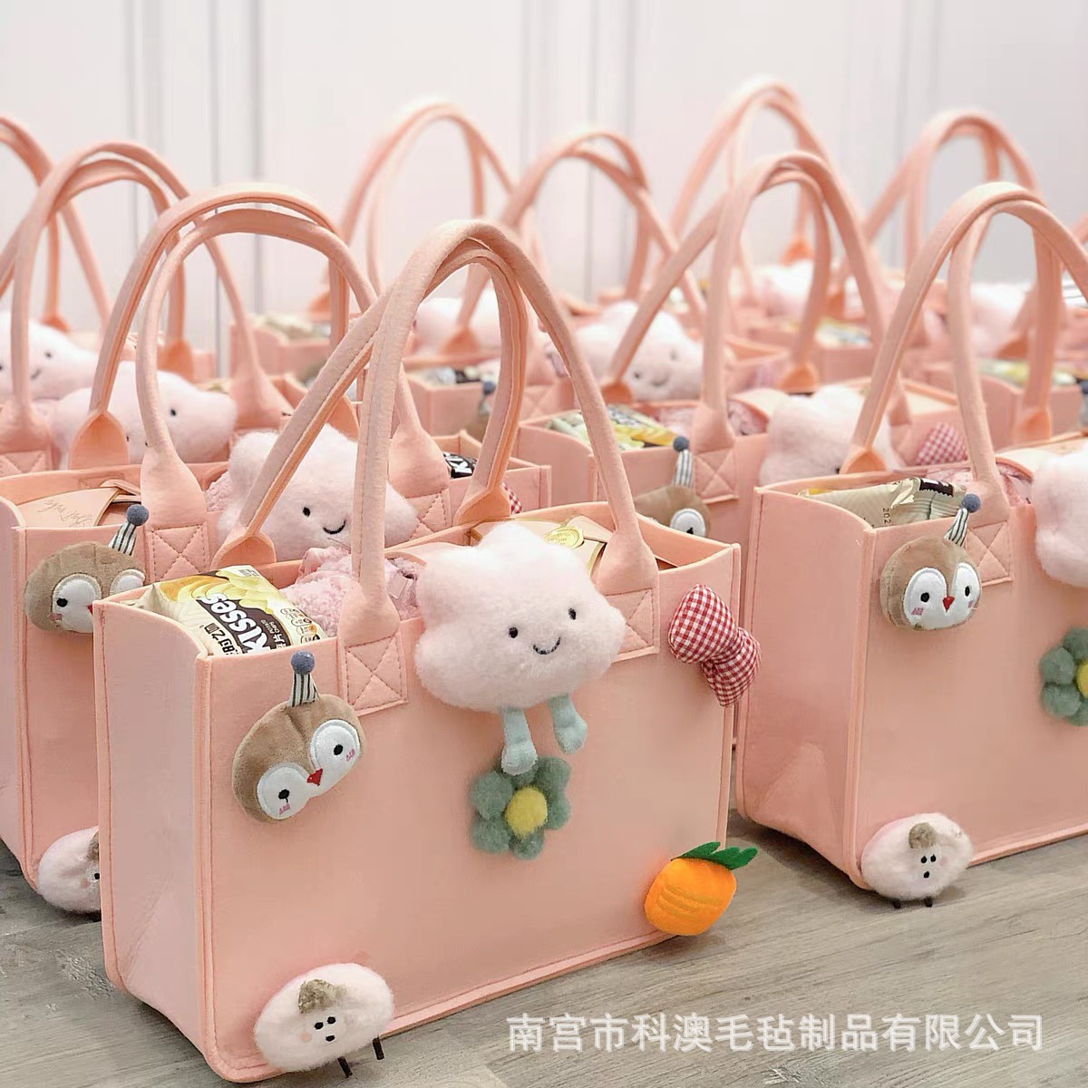 New Cute Felt Handbag Cartoon Mummy Bag Hundred Days Banquet Gift Shopping Bag Children Cartoon