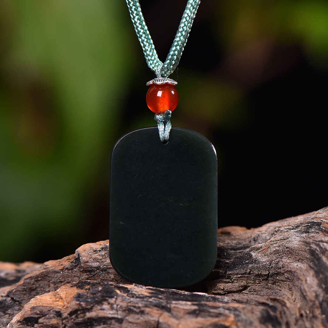 地摊货源批发和田玉青玉无事牌吊坠青玉玉坠时尚简约挂件配饰新品