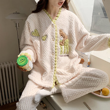 秋冬季新款法兰绒睡衣女士可爱外穿加厚大码珊瑚绒保暖家居服套装