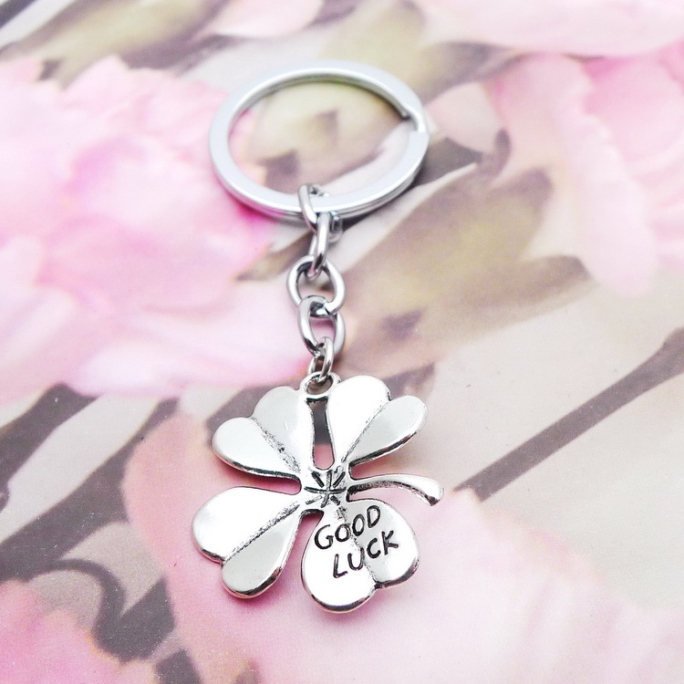 pp新款合金个性汽车腰包礼品四叶草good luck钥匙扣古银色饰品配