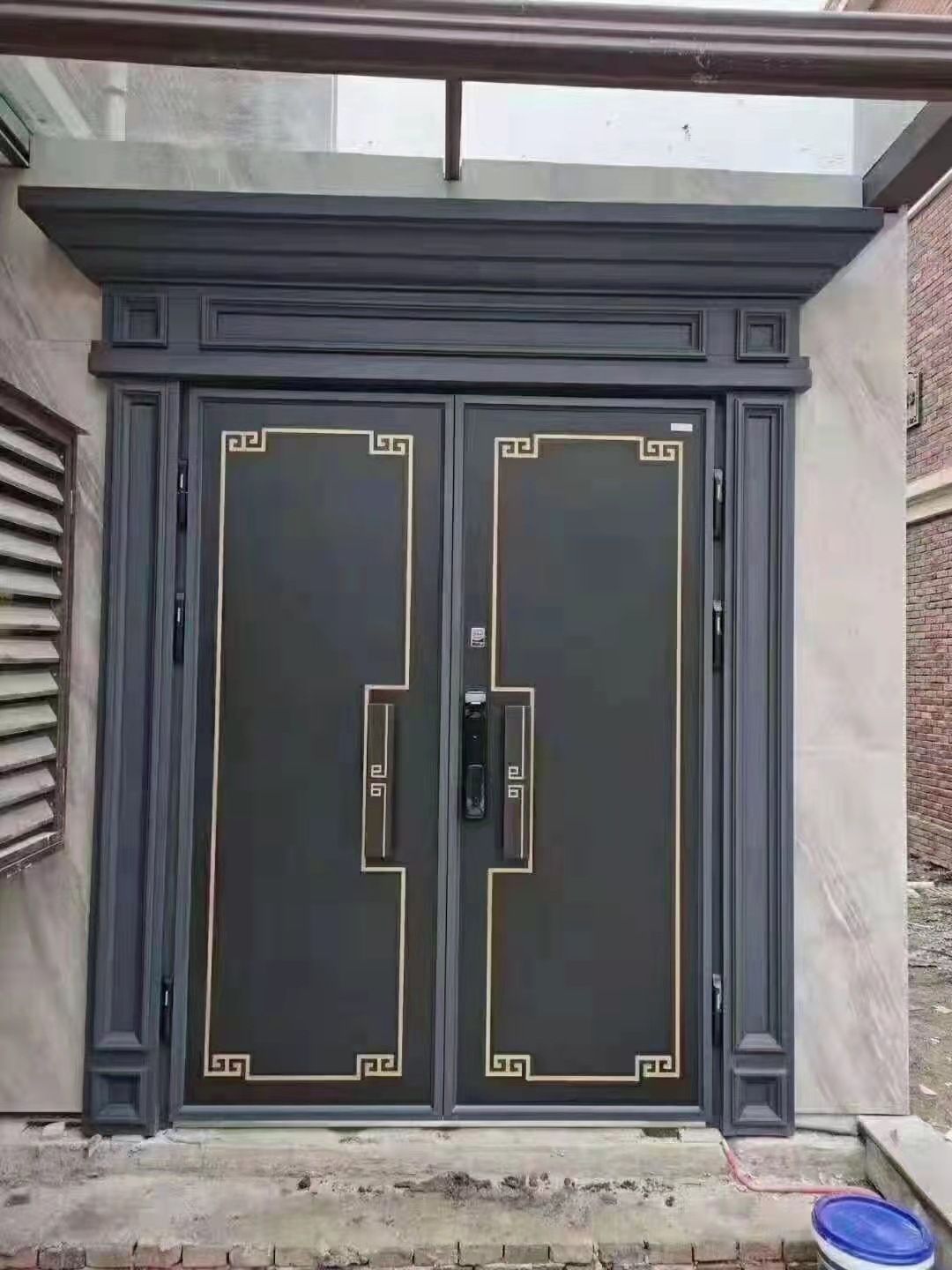 农村别墅大门双开进户大门别墅庭院锌铁合金对开入户大门仿铜大门