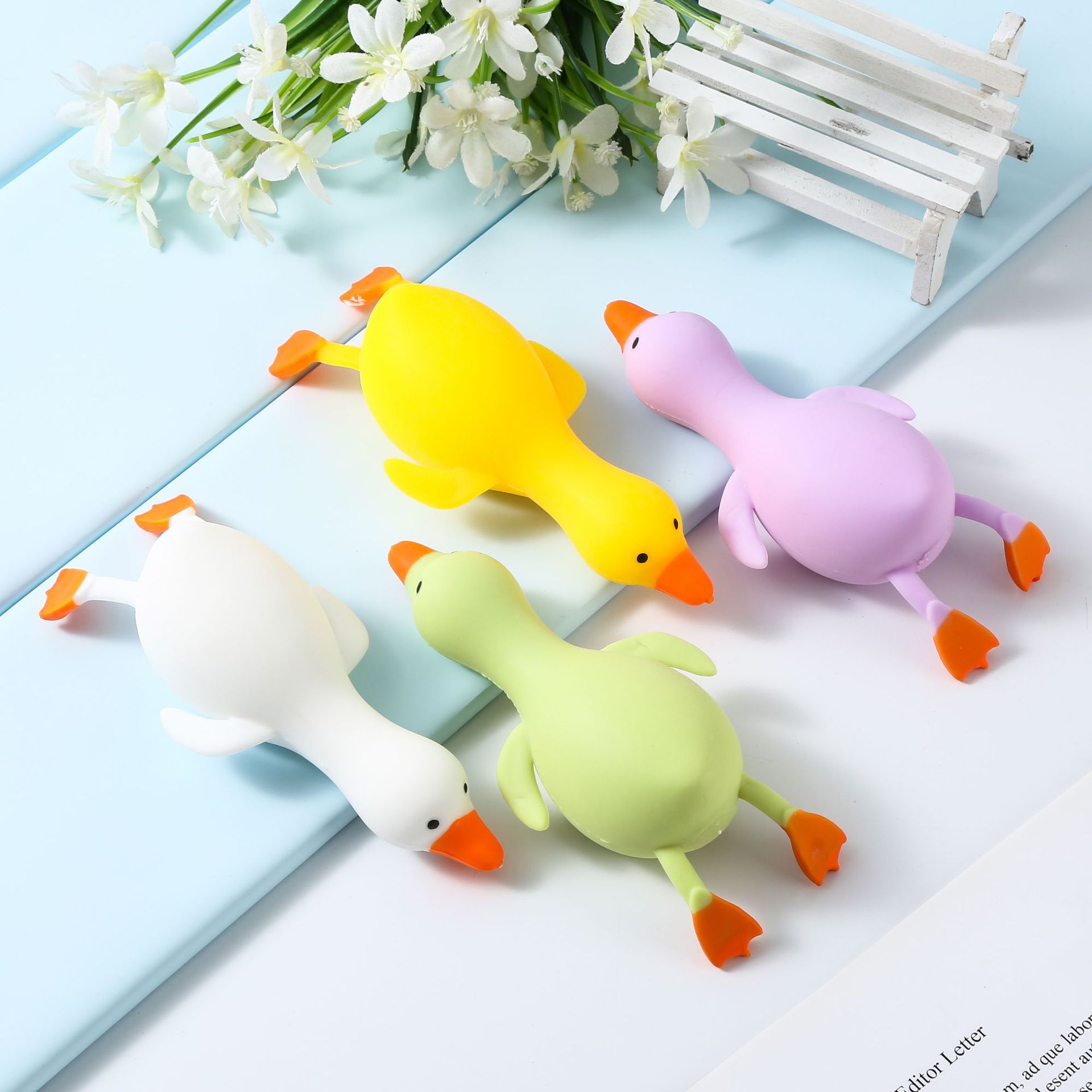 Ugly and Cute Cute Duck Decompression Squeezing Toy Decompression Toy Squeezing Toy Pressure Reduction Toy Decompression Artifact Internet-Famous Toys