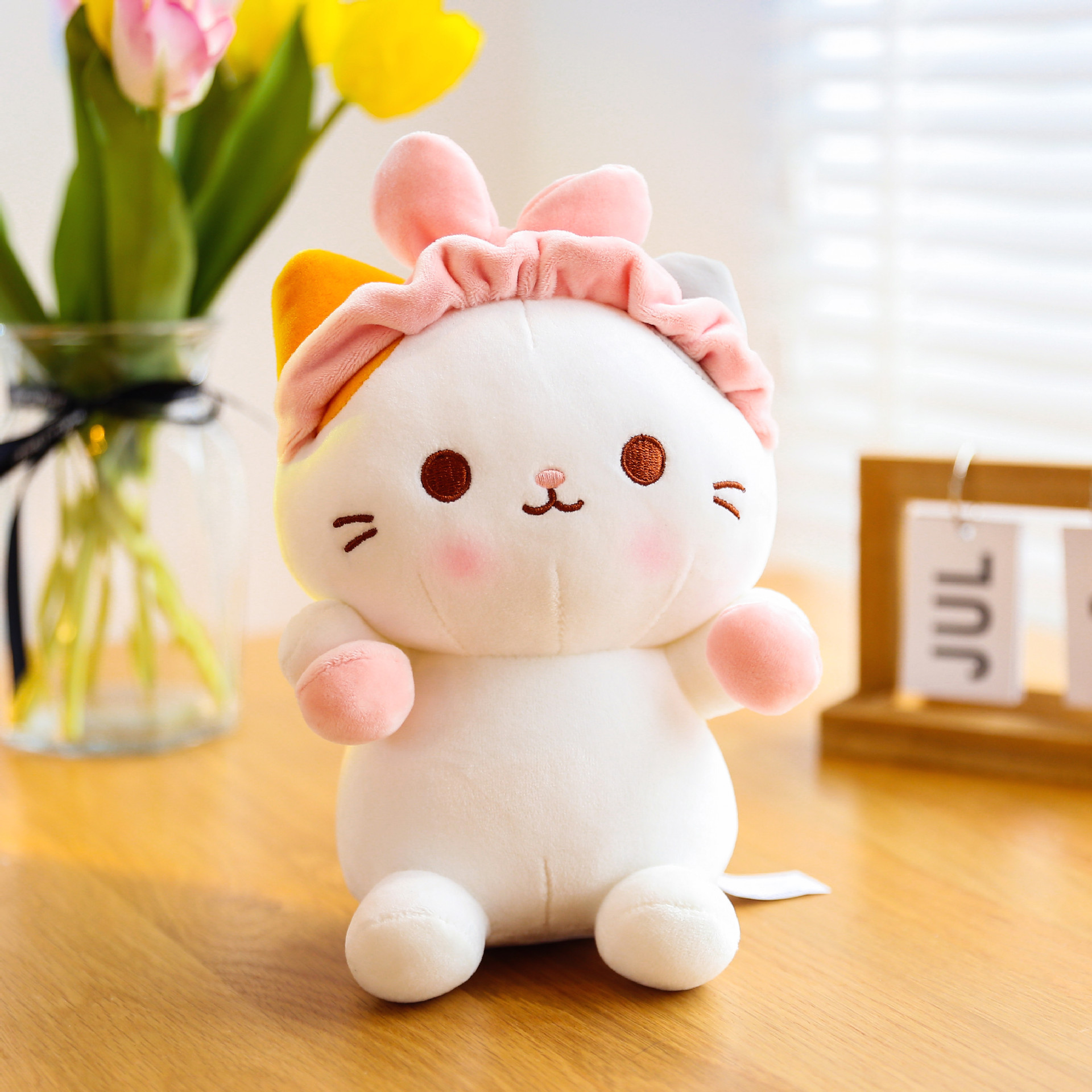 一件代发可爱猫玩偶抱枕公仔小猫咪儿童节布娃娃创意生日礼物女孩