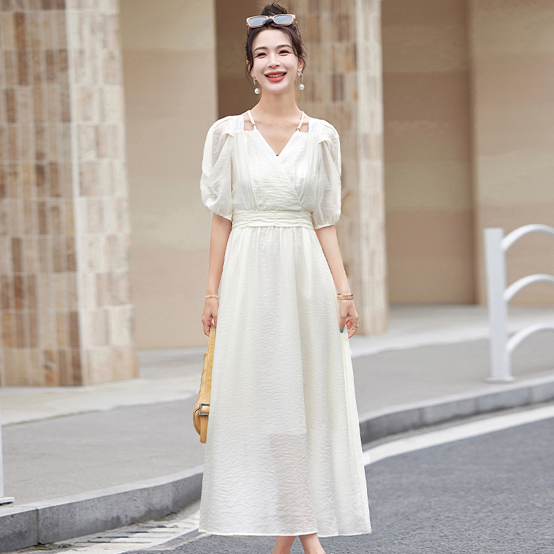 高级感连衣裙女装夏2024新款高端气质名媛洋气女神范高腰显瘦裙子