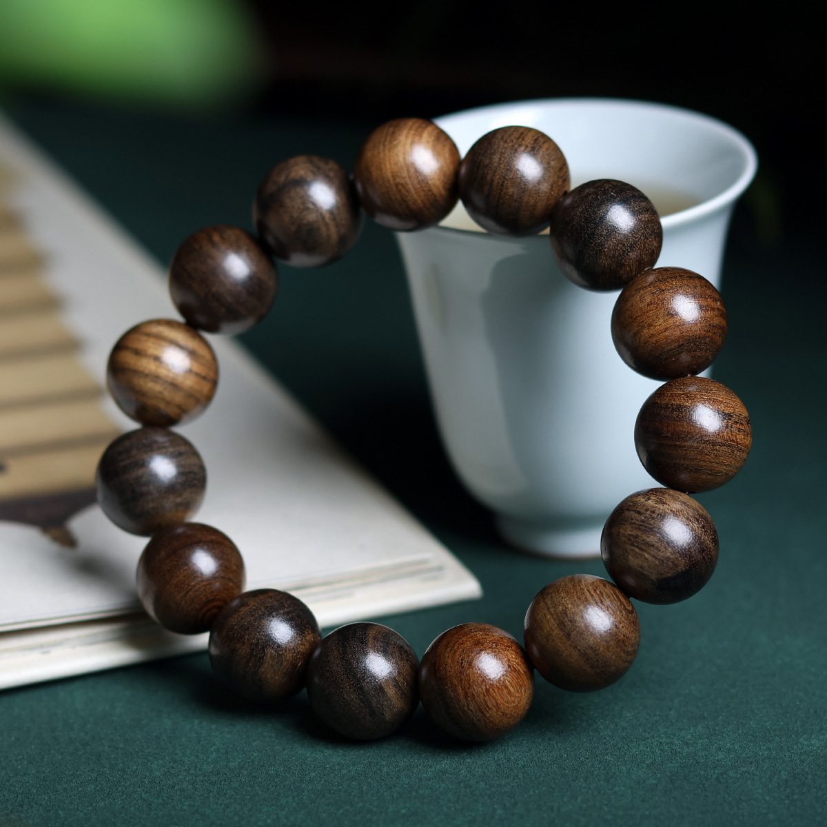 景点直播摆摊货源虎皮沉香木1.