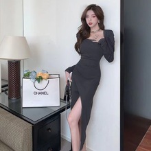 春季新款韩版时尚气质设计感修身显瘦包臀裙泡泡袖长袖连衣裙女