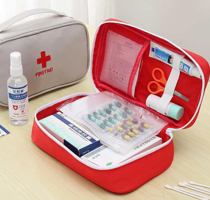 In Stock Epidemic Prevention Health Package Epidemic Prevention Bag Set Epidemic Prevention and Control Package First Aid Kits Primary School Student Protection Portable Emergency Kit