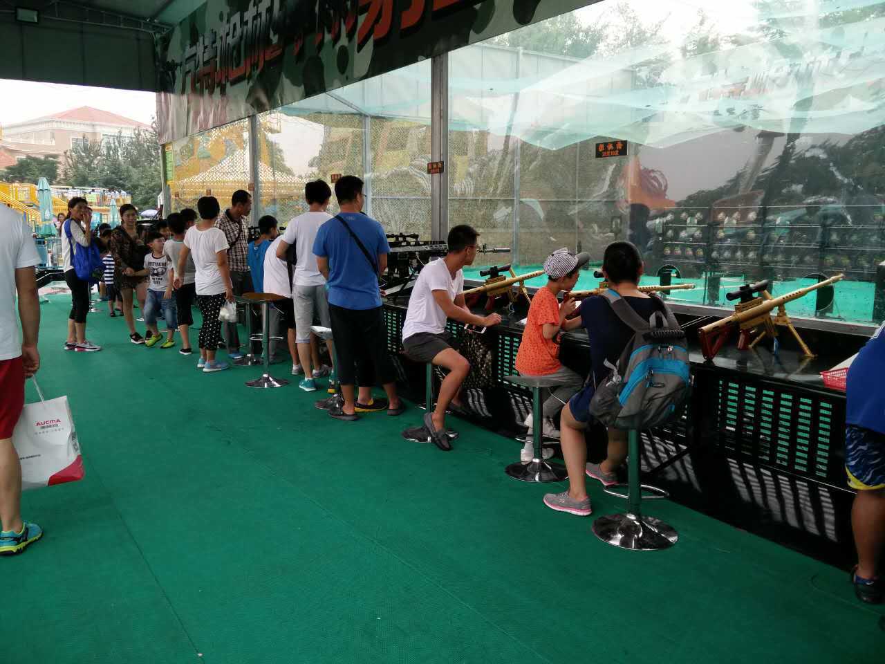 室内儿童射击游乐设备气炮枪 游乐场网红打卡射击打靶项目