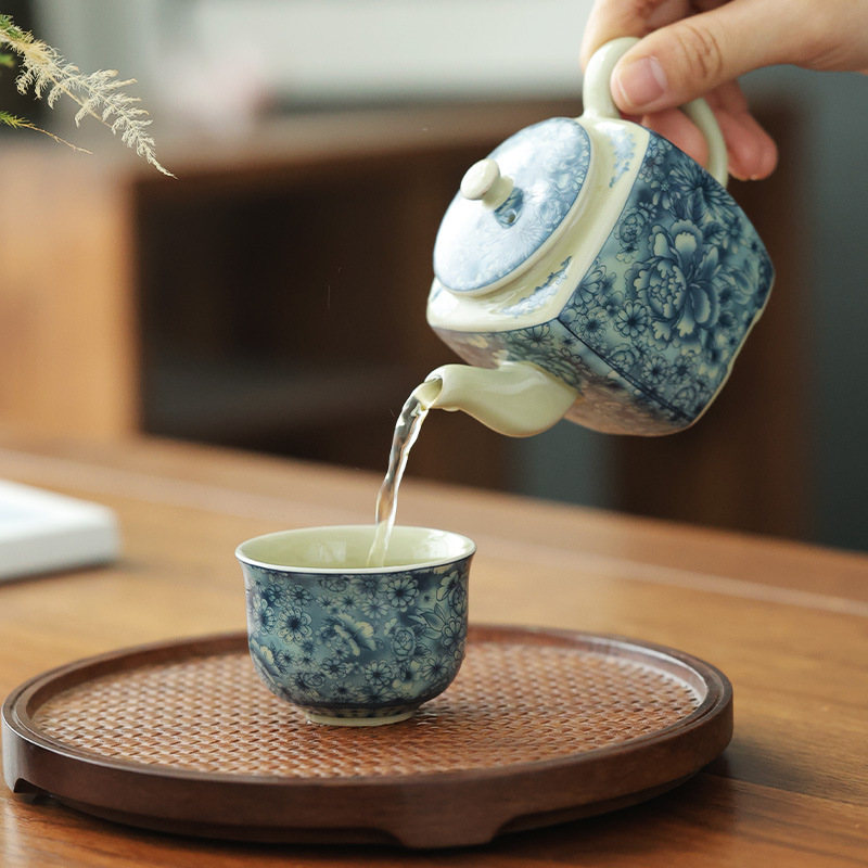 老陶泥茶壶青花壶家用陶瓷单壶汉瓦壶仿古茶杯品茗杯开片可养泡茶