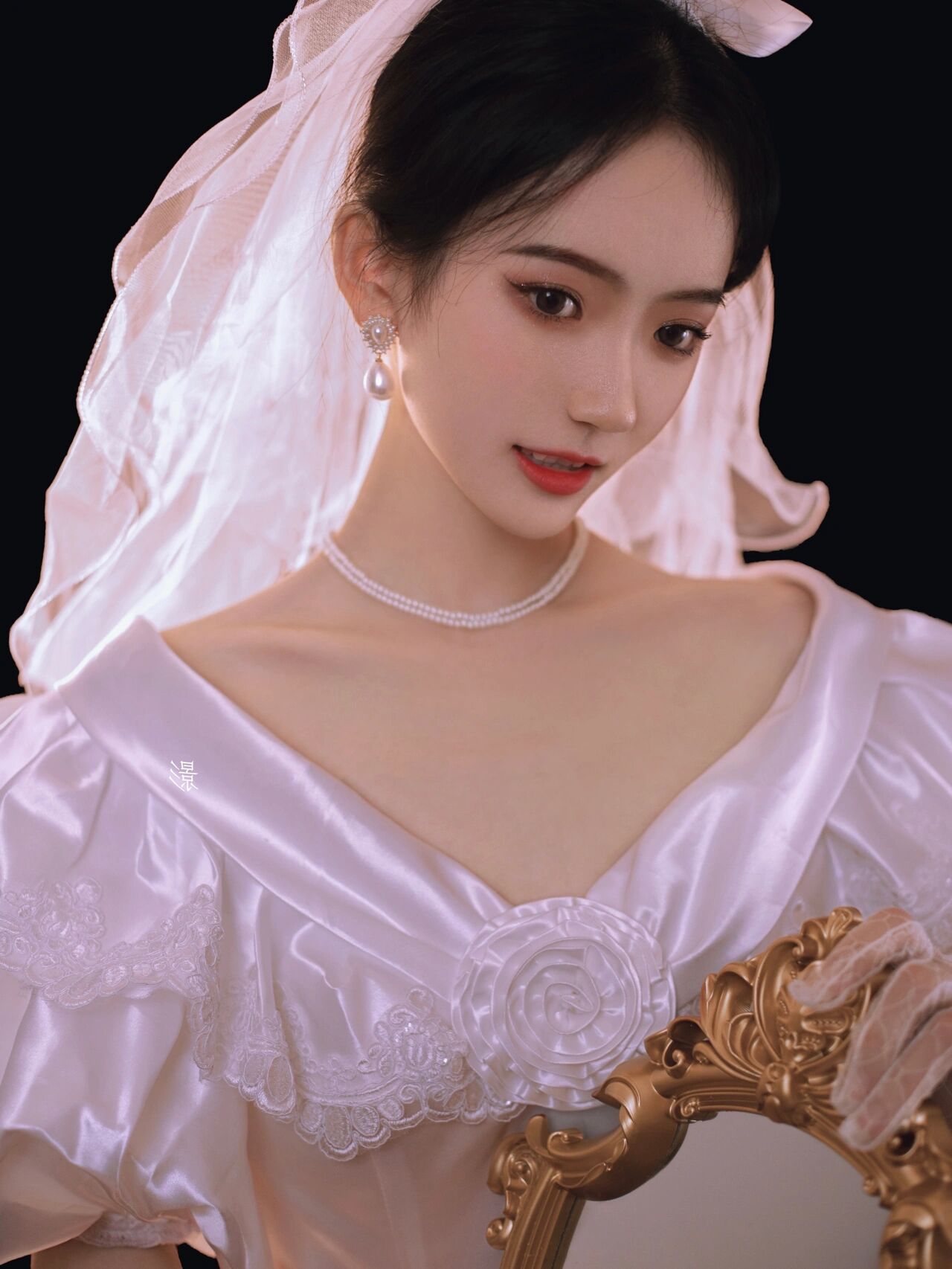 婚纱复古港风宫廷礼服白色少女法式主婚纱影楼主题拍照写真服装