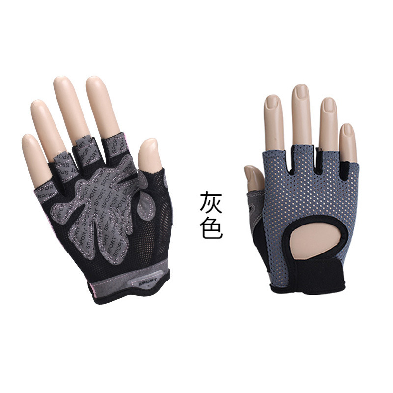 Half-Finger Fitness Gloves Women's Training Gym Dumbbell Yoga Non-Slip Sports Riding Butterfly Mesh Breathable Thin Foreign Trade