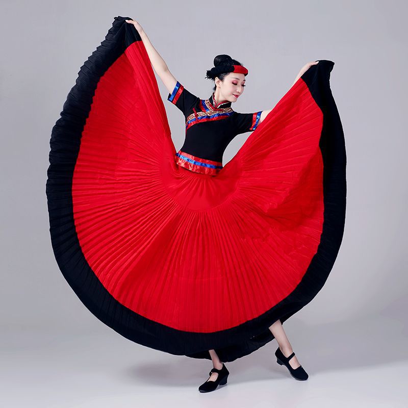 彝族大摆裙彝族舞蹈服火把节大摆裙新款彝族服装女民族姑娘的红裙