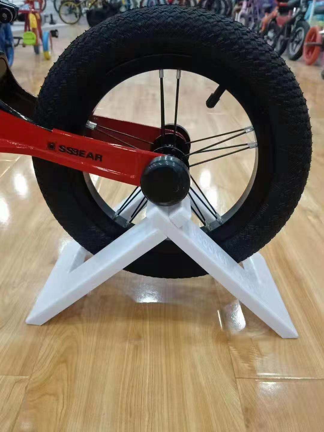 儿童平衡车停车架 儿童10/12寸滑步车停车架 平行车停放脚架支架