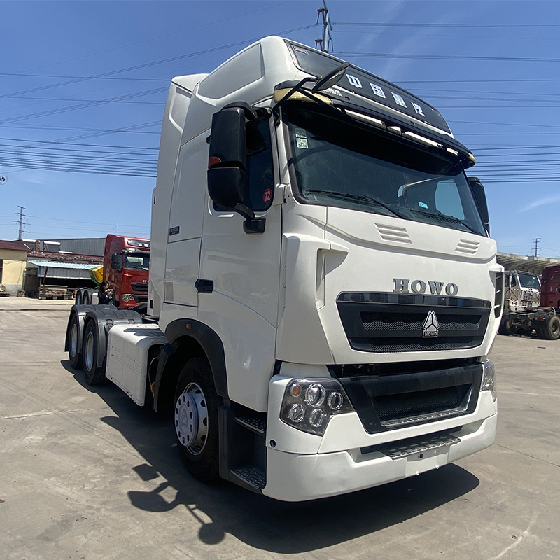 厂家出口豪沃cng牵引车 后八轮重型卡车 440马力拖拉机拖车头