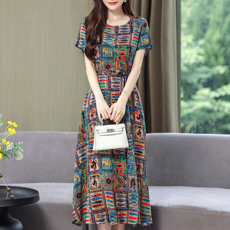 Middle-Aged Mom Summer Clothes Dress 2023 New 50-Year-Old Middle-Aged and Elderly Cotton and Linen Temperament Dress Women's Wide Lady Dress