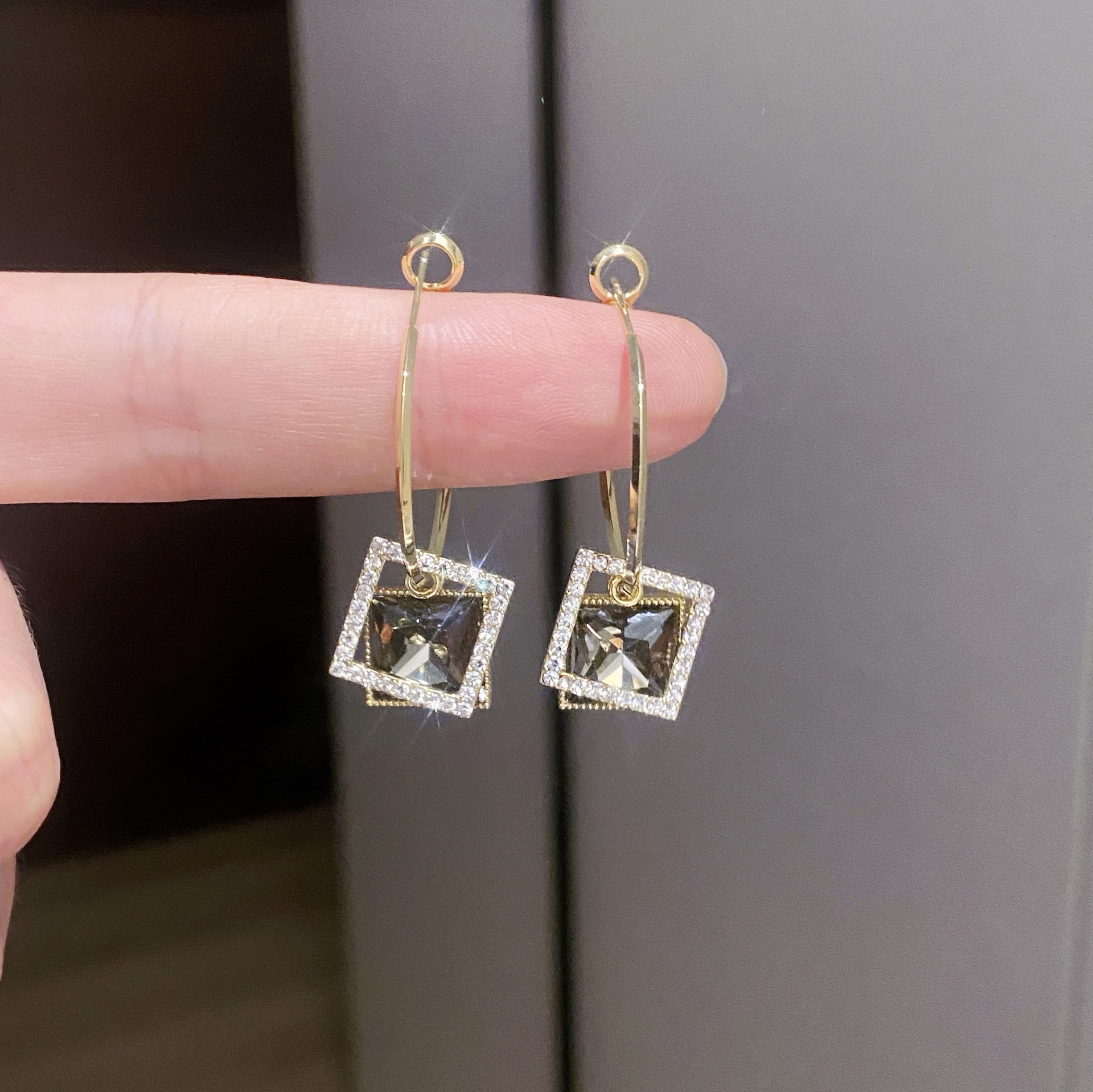 New Fashion Square Earrings Special-Interest Design Inlaid Zircon Ear Ring Temperament High Sense 925 Silver Pin Earrings Wholesale