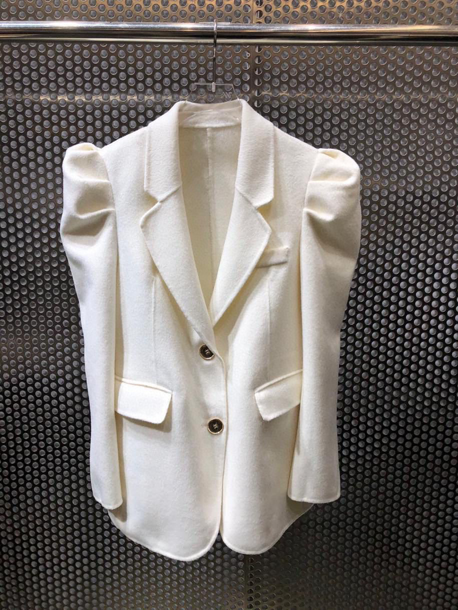 21新款女装 复古名媛气质 简约时尚百搭 泡泡袖 毛呢西装外套