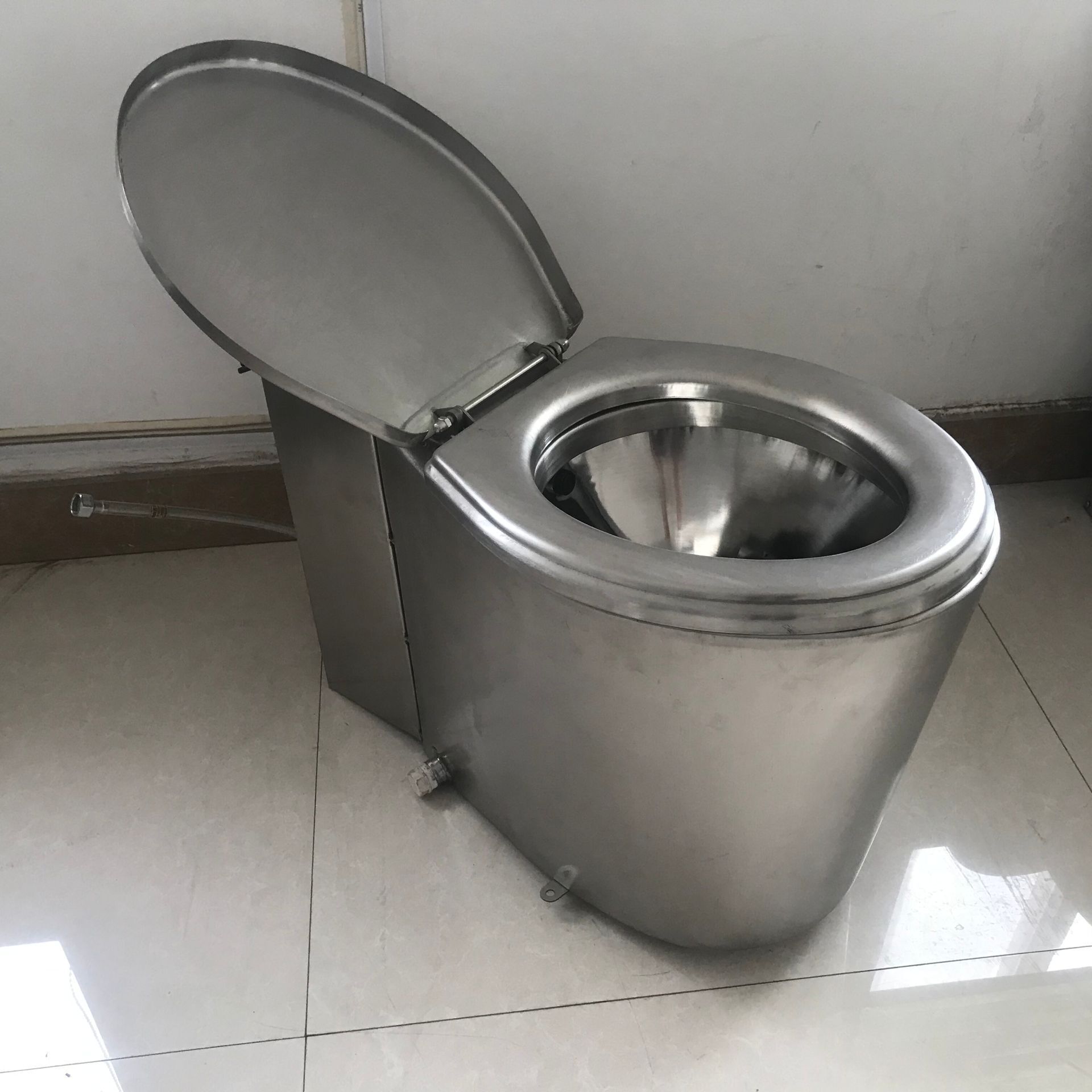 不锈钢水冲蹲便器