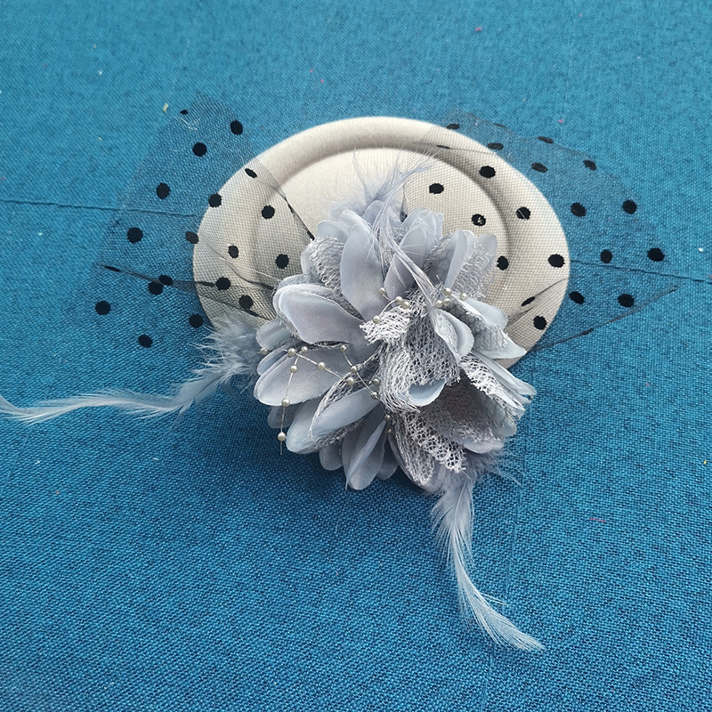 Retro Faux Wool Top Hat Pearl Feather Flower Barrettes Black Dots Large Veil Headdress