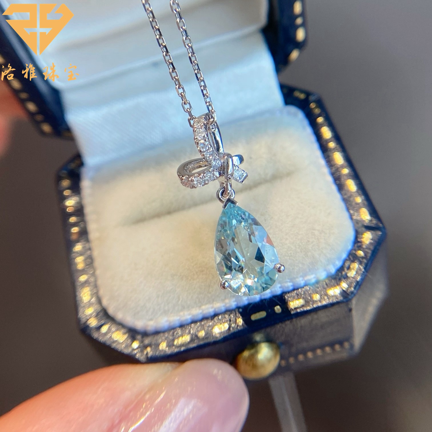 番禺珠宝货源18k钻石蝴蝶结水滴天然海蓝宝吊坠黄金首饰14k项链女