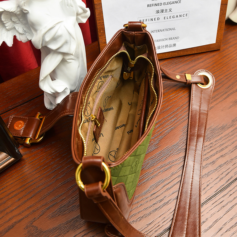 Korean Style New Shoulder Bag Women's Versatile Handbag Special-Interest Design Retro Baguette Bag Color Contrast Patchwork Underarm Bag