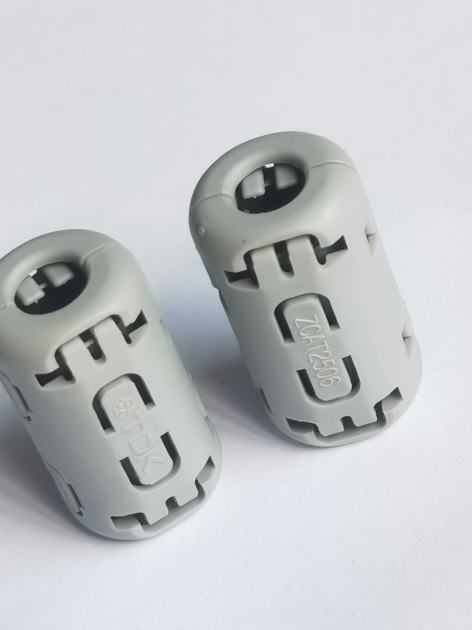 zcat2506日本tdk抗干扰防辐射磁环 内孔6mm-阿里巴巴