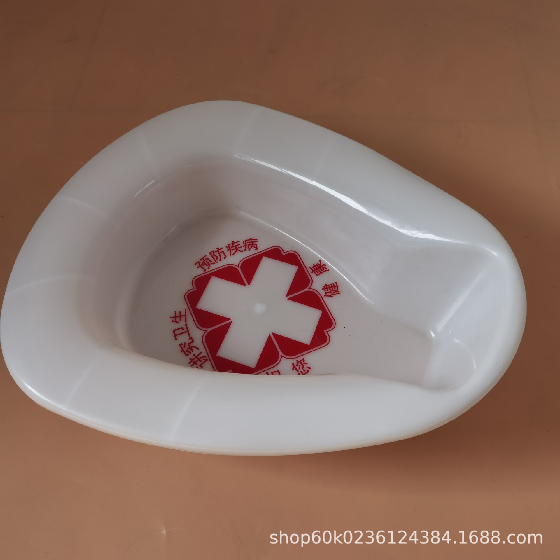 批发老人卧床塑料便盆外翻便盆男女通用大便盆床上一体便盆坐便器