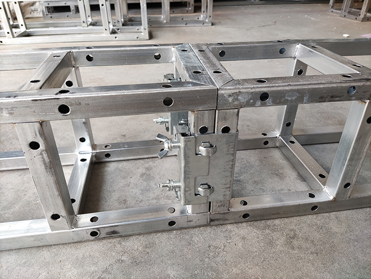 厂家批发桁架卡扣热镀锌方管衍架夹子快速安装卡子搭建行架连接件