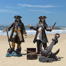玻璃钢加勒比掌舵海盗船长模型仿真鲨鱼餐厅装饰人物雕像主题摆件