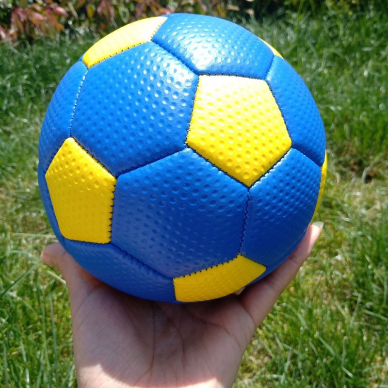 2号足球宝宝皮球儿童小球玩具迷你13拍拍球弹力球小皮球独立站