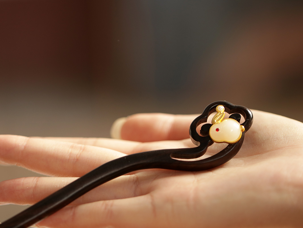 古风玉兔流苏发簪女后脑勺盘发簪子头饰简约木质发钗日常百搭钗子