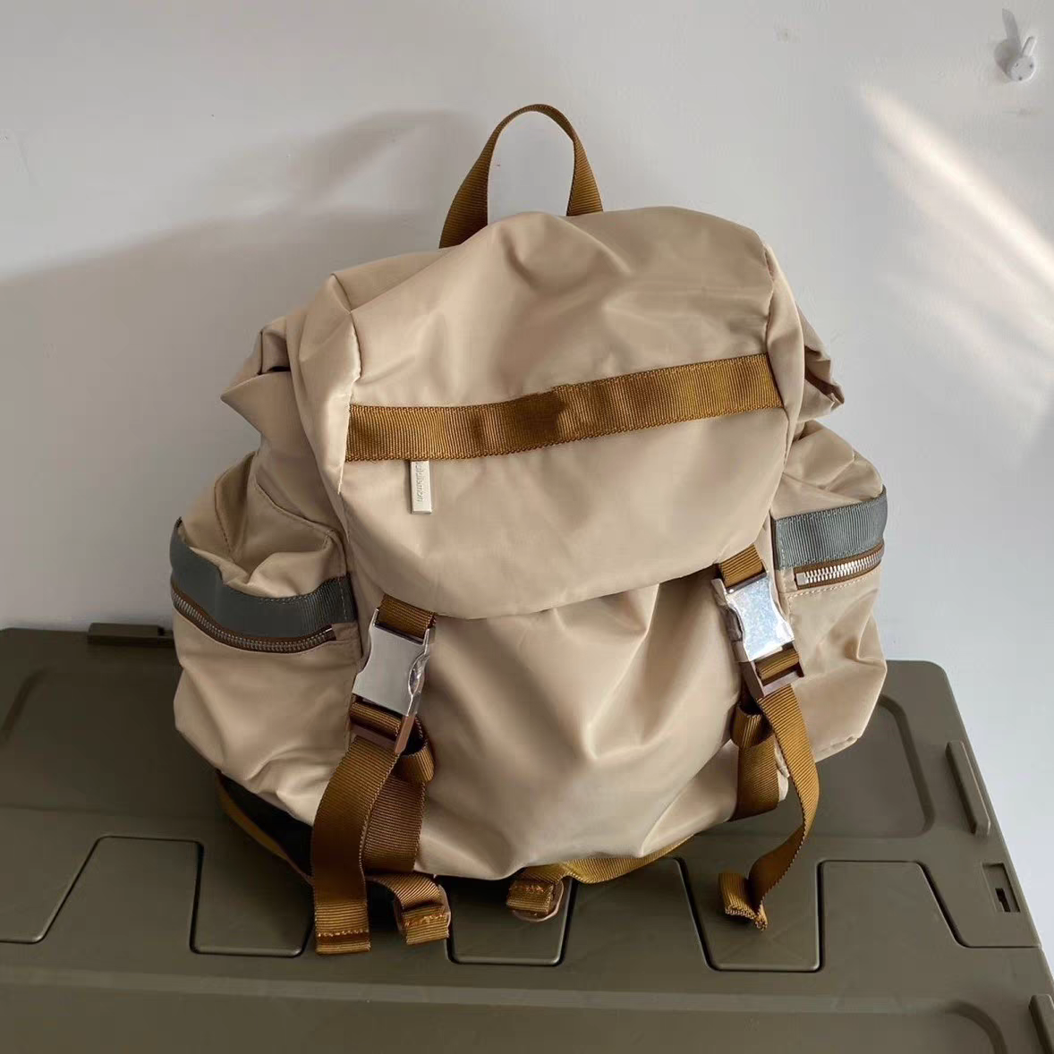 现货lulu同款超轻大容量双肩包降落伞防水材质瑜伽包健身包双肩