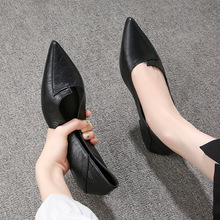 通勤工装职业工作鞋女黑色软底皮鞋舒适尖头平底单鞋女礼仪上班鞋