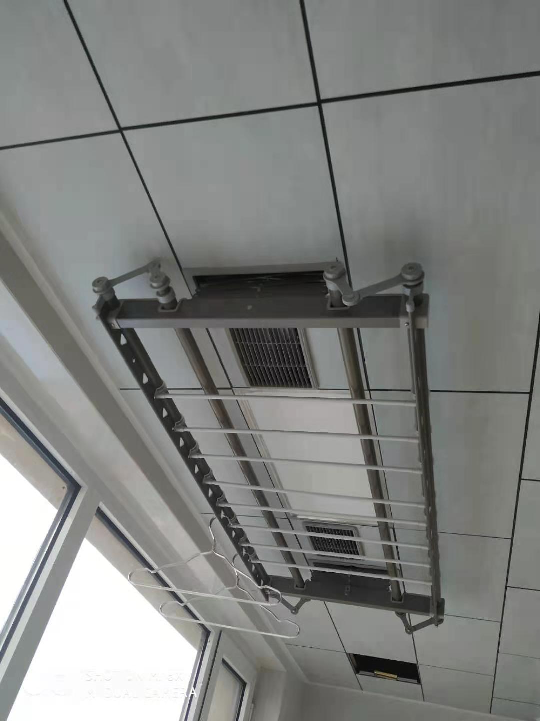 爱来依嵌入式阳台集成吊顶智能电动晾衣架自动升降遥控烘干晒衣杆