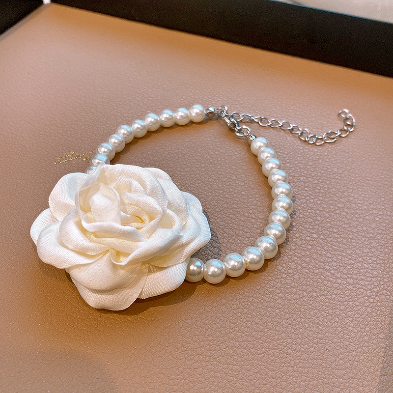 French Retro Rose Flower Pearl Necklace Super Fairy Temperament Clavicle Chain Internet Celebrity Fashion New High-Grade Necklace