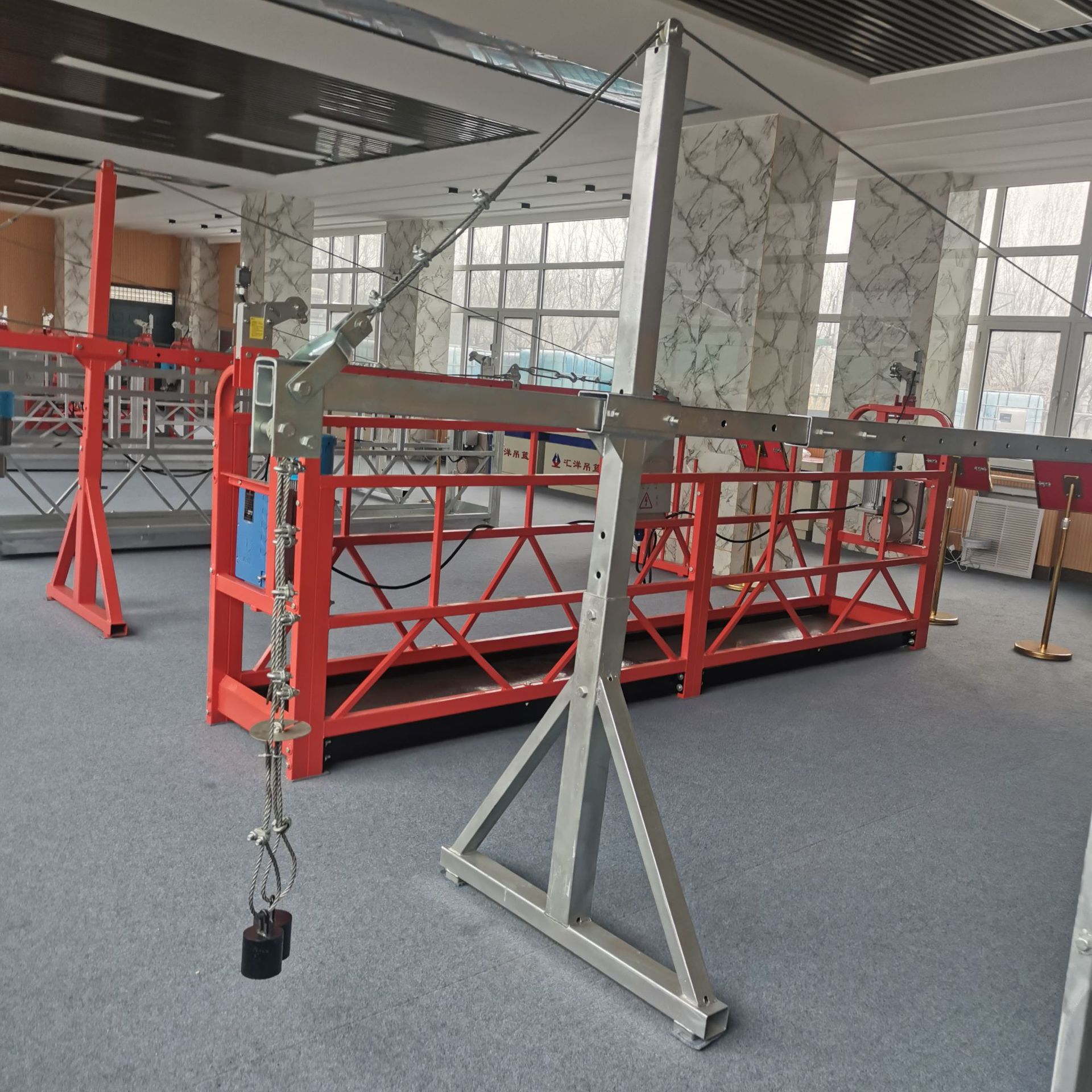 高空工作升降吊篮 高空电动吊篮 高空施工升降机 提升机吊篮-询价