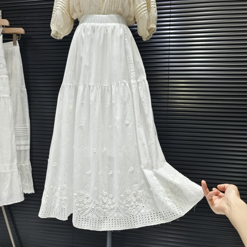 韩系温柔风仙女a字伞裙2024高腰显瘦减龄立体花朵白色半身裙长裙