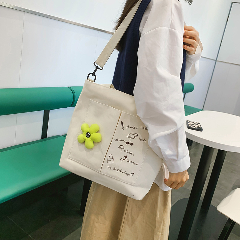 Canvas Bag Female Crossbody Large Capacity Student Class Portable Bag Girl Versatile Cute Fashion Single-Shoulder Bag Strap Pendant