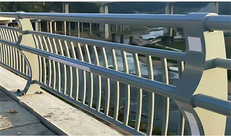 现货桥梁护栏大桥天桥两侧隔离栏杆河道景观道路防撞桥梁护栏