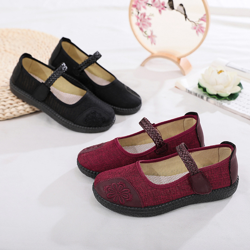 Old Women's Cloth Shoes Spring New Old Beijing Cloth Shoes Pumps Mother Shoes Non-Slip Soft Bottom Middle-Aged and Elderly Glove Shoes