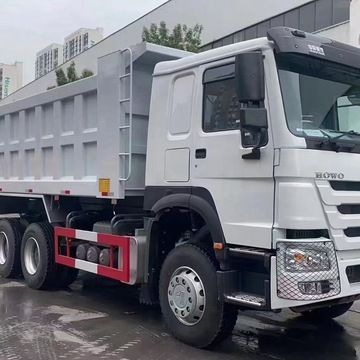 二手翻新出口豪沃后八轮工程自卸车翻斗车375马力420马力库存车