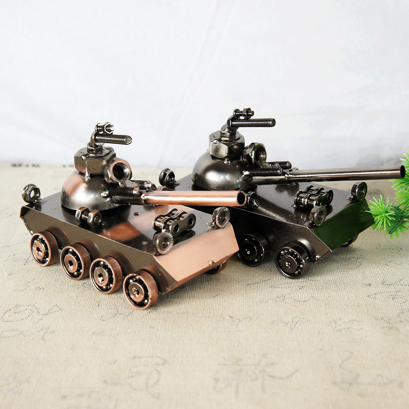 Factory Wholesale Creative Armored Vehicle Tank Model Decoration Children's Gift Metal Crafts Kingdom Decorations