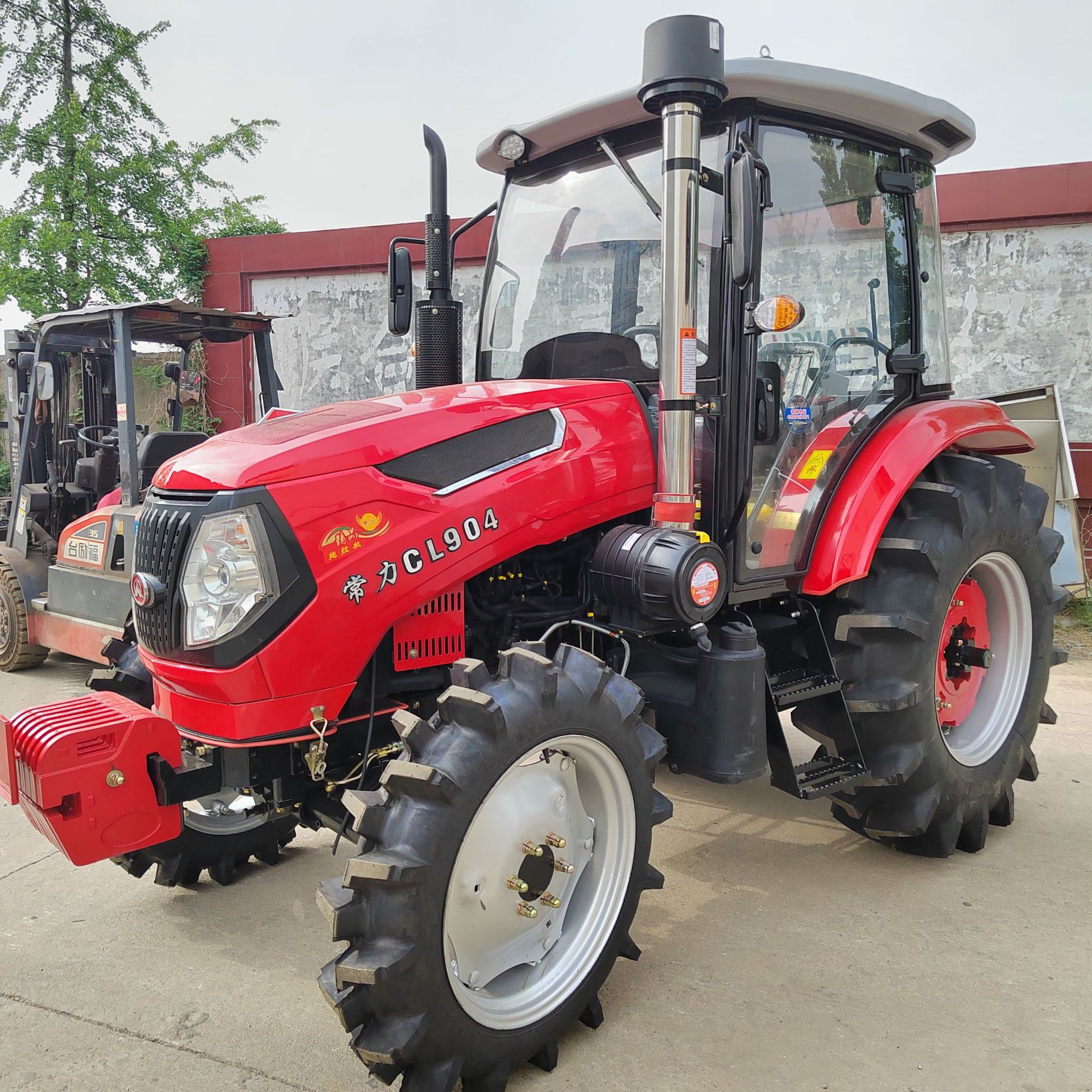 农用704四驱拖拉机 90马力水旱两用拖拉机 东方红动力1604拖拉机