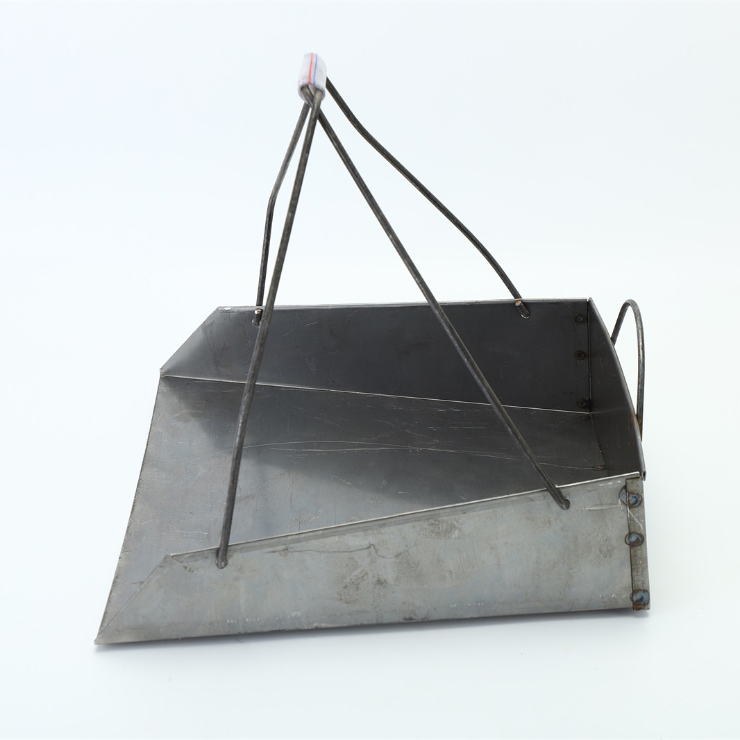 手提环卫加大特厚铁皮撮箕 实心铁垃圾铲 清洁工具马口铁簸箕批发