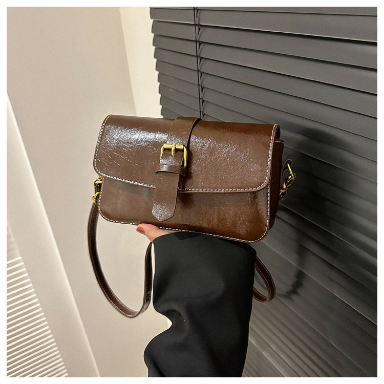 Retro Small Bags 2023 New Fashion Casual Shoulder Underarm Bag Women's Bag Early Spring Texture Crossbody Small Square Bag