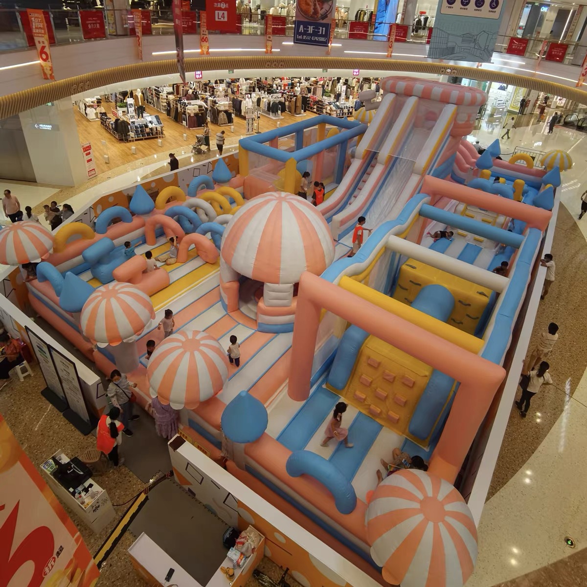 商场中庭儿童充气城堡滑梯暖场百万海洋球池广场摆摊淘气堡蹦蹦床