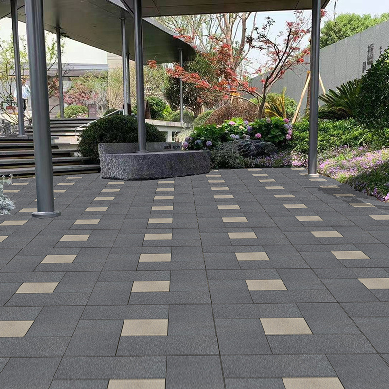 庭院地面铺装地砖自铺农村铺院子里的防滑防冻户外露台楼顶花园